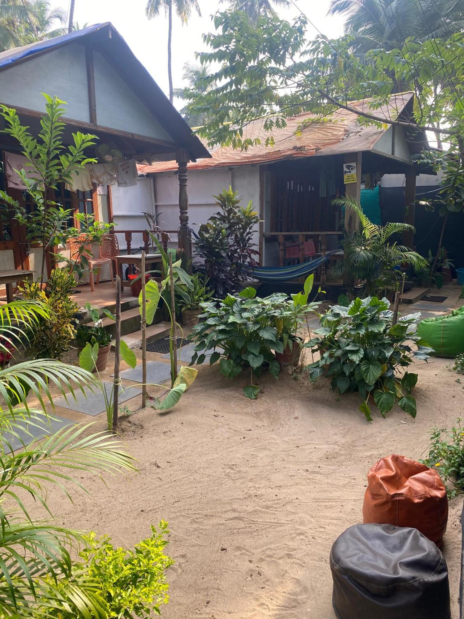 パロレム Tropical Bayホステル エクステリア 写真