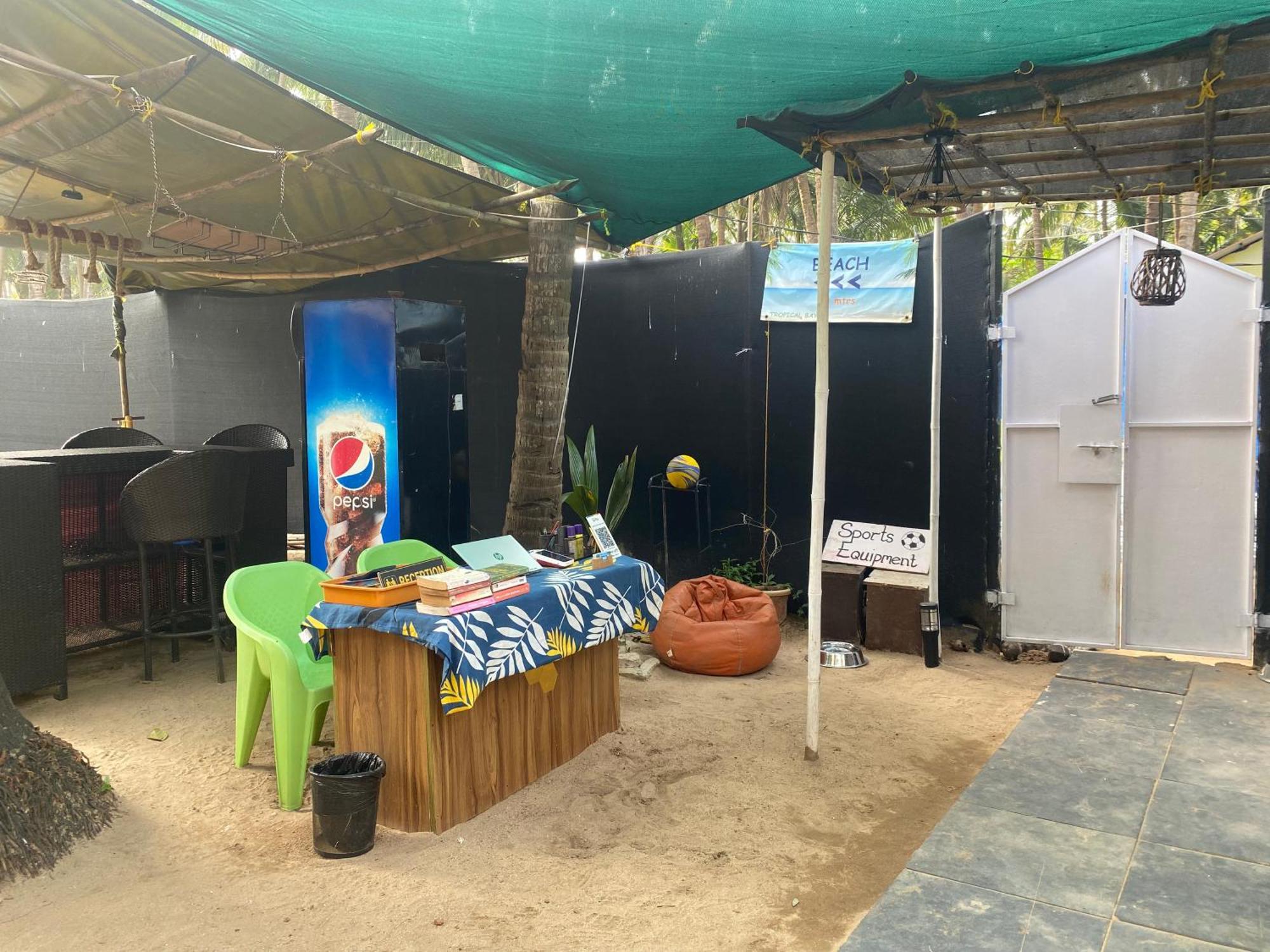 パロレム Tropical Bayホステル エクステリア 写真