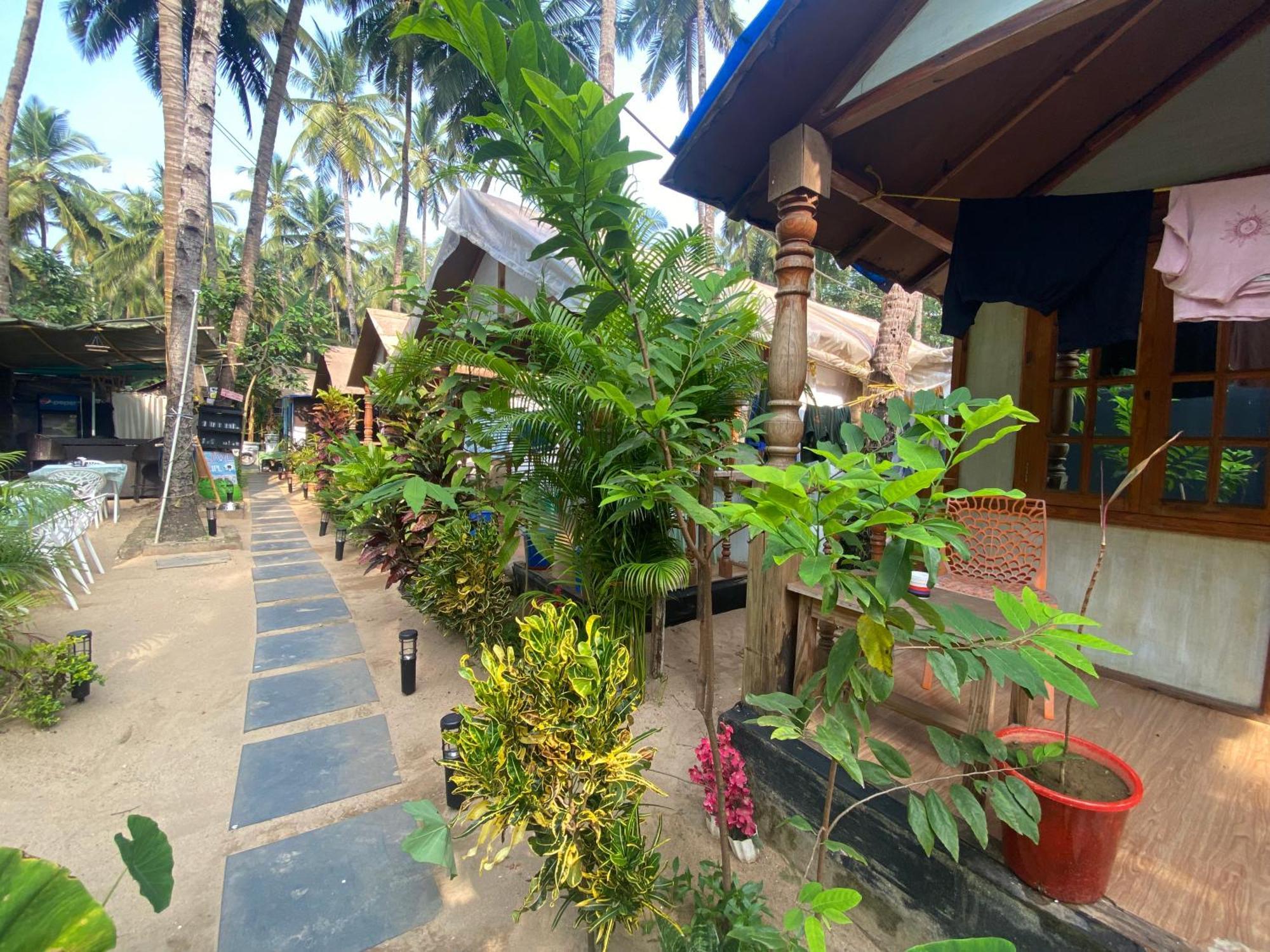 パロレム Tropical Bayホステル エクステリア 写真