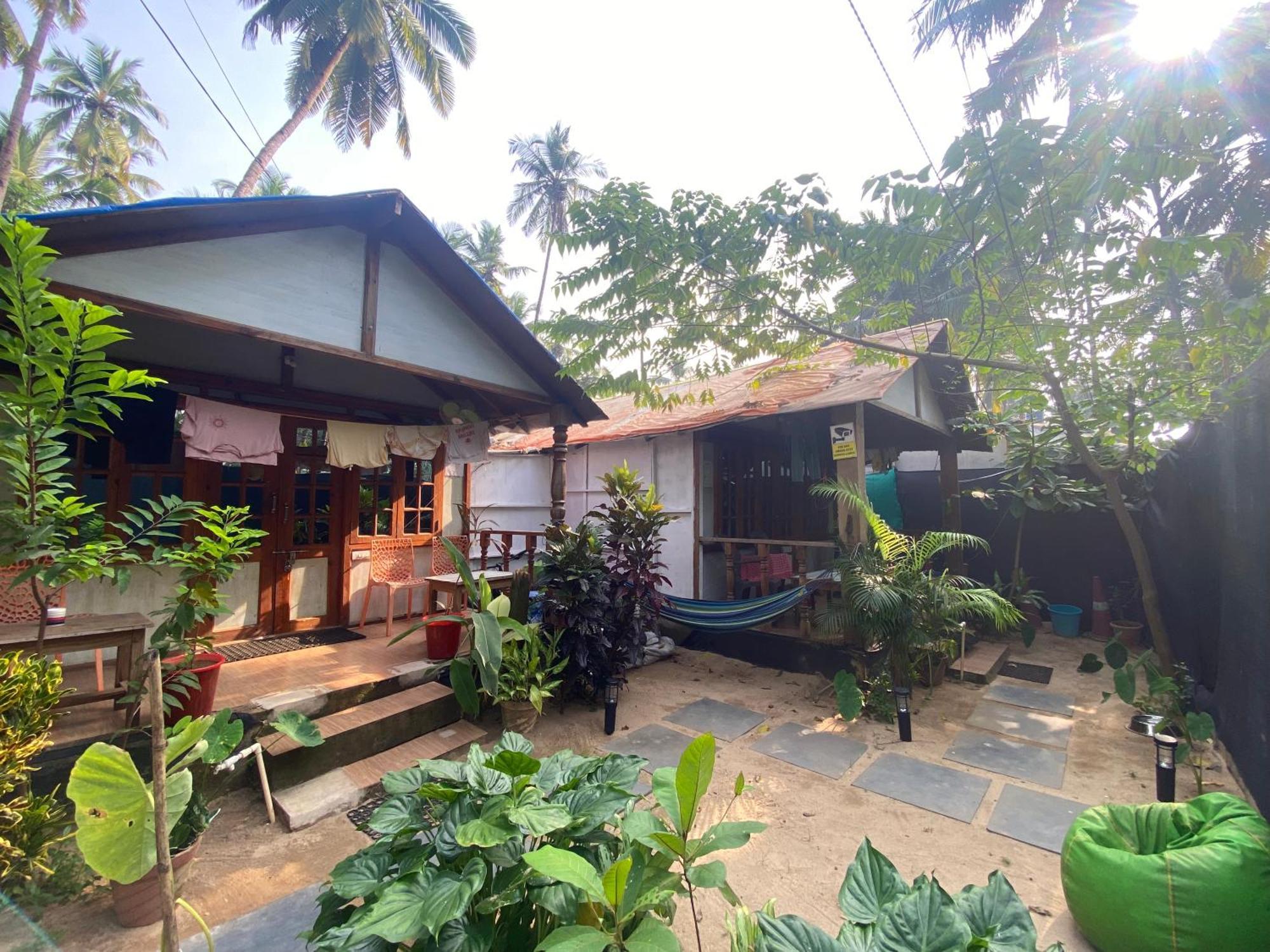 パロレム Tropical Bayホステル エクステリア 写真